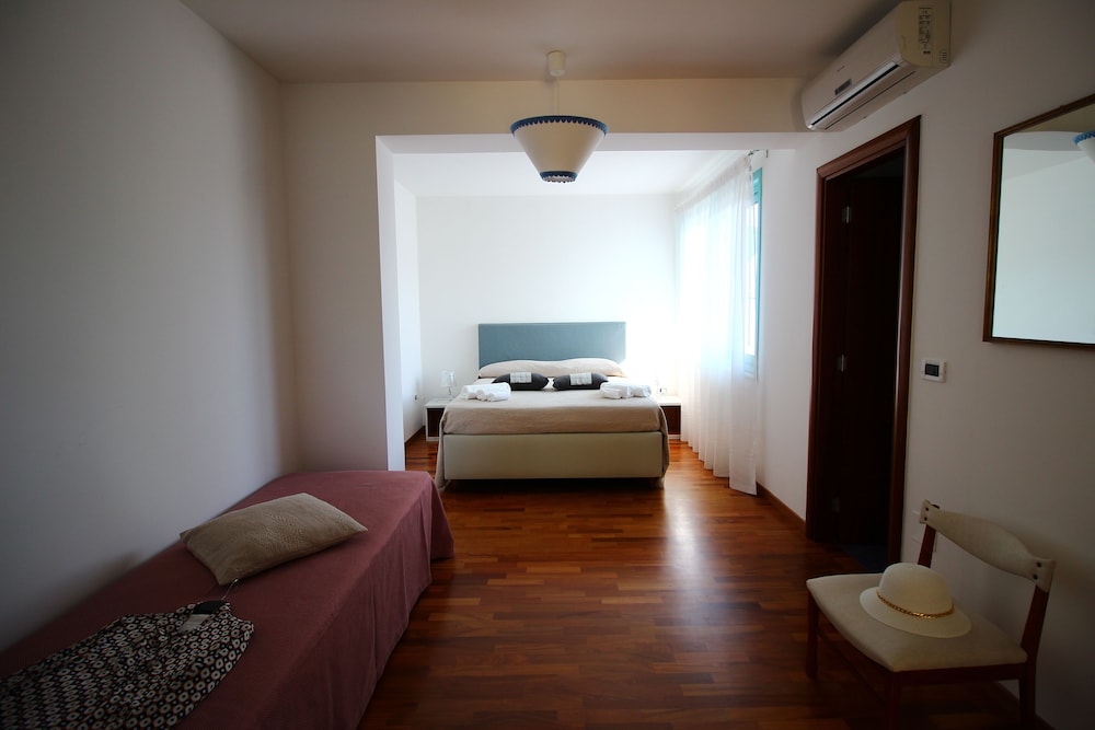 Triple Room photo 3