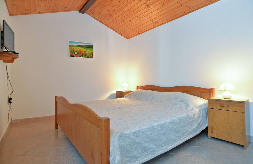 Apartment, 1 Bedroom (518/1243)