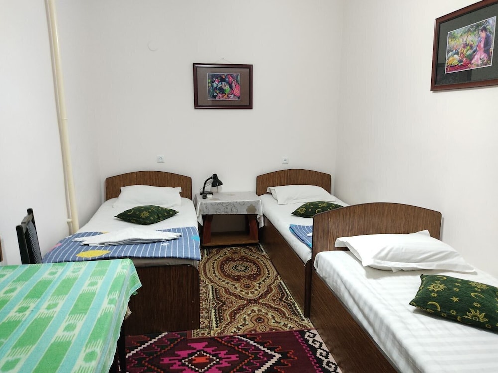 Basic Triple Room