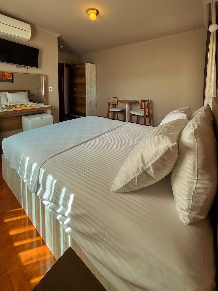 Exclusive Double Room, Balcony, Partial Sea View photo 1