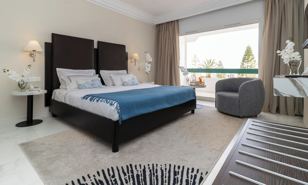 Superior Room - Photo 8