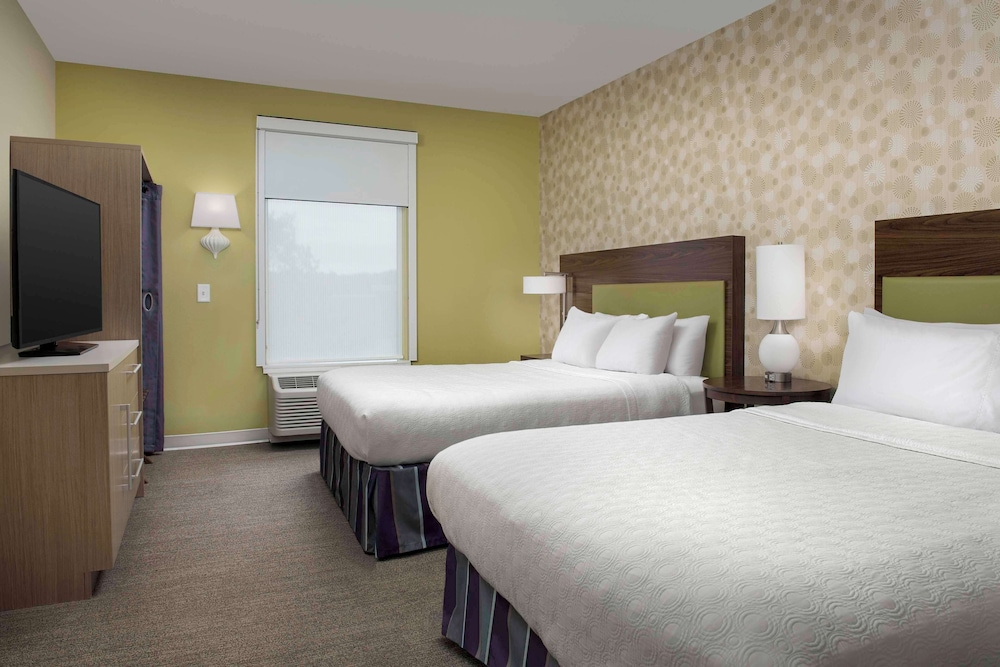 1 Bedroom Suite, 2 Queen Beds, Non-Smoking