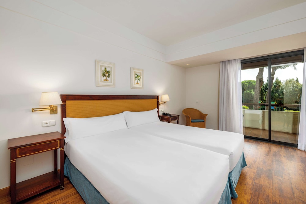 Panoramic Twin Room - Photo 1