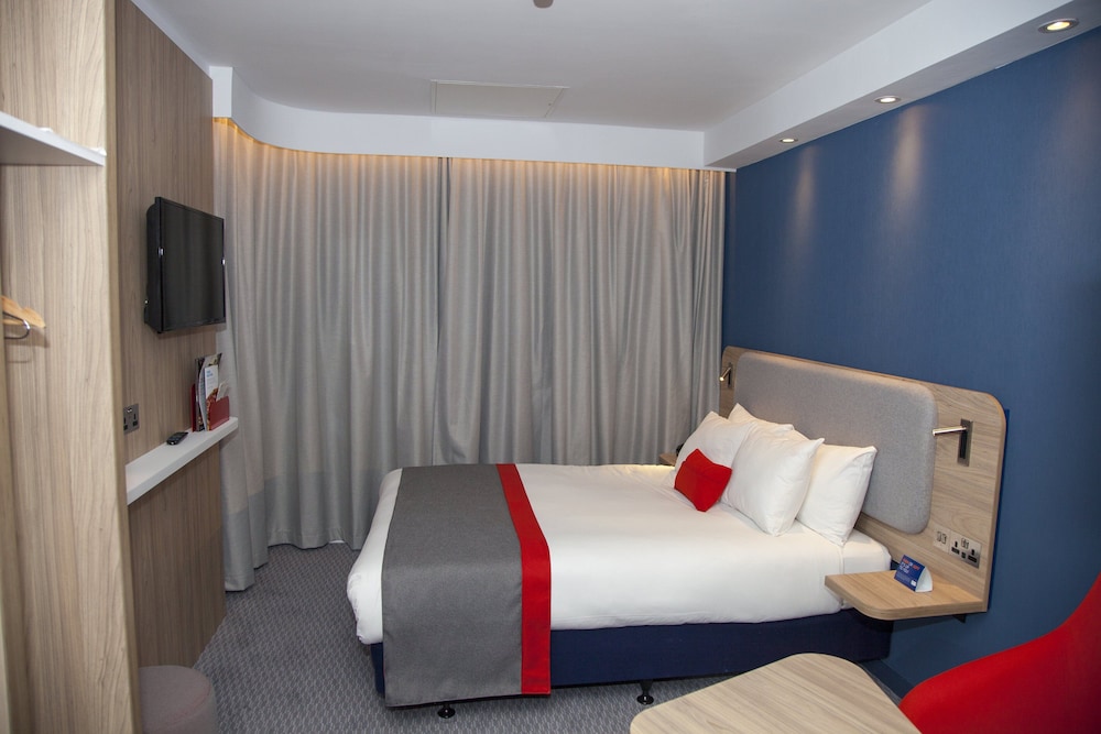 Standard Room (with Free Hot Breakfast) - Photo 1