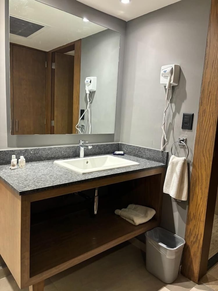 Superior Room, 1 Bedroom - Photo 4