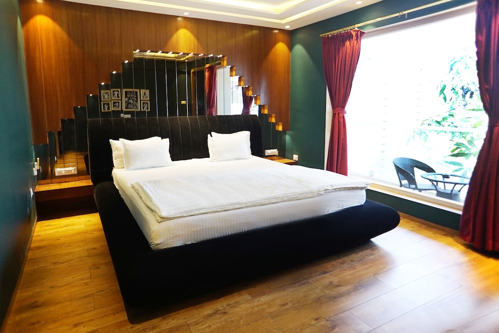 Grand Villa