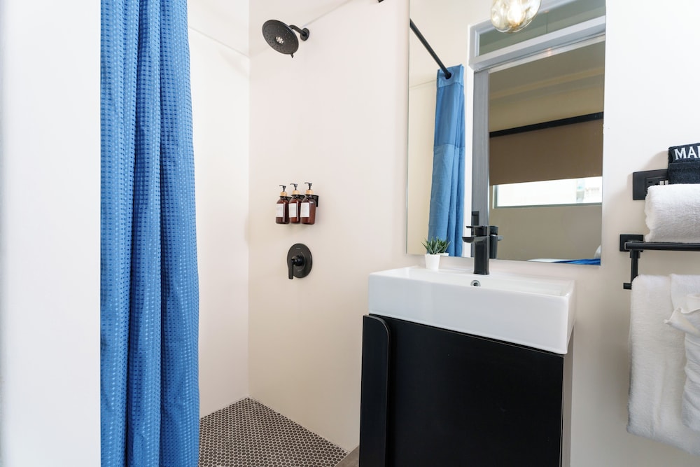 Premium Room - Photo 4