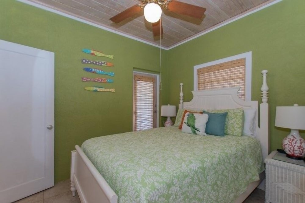 House, 4 Bedrooms