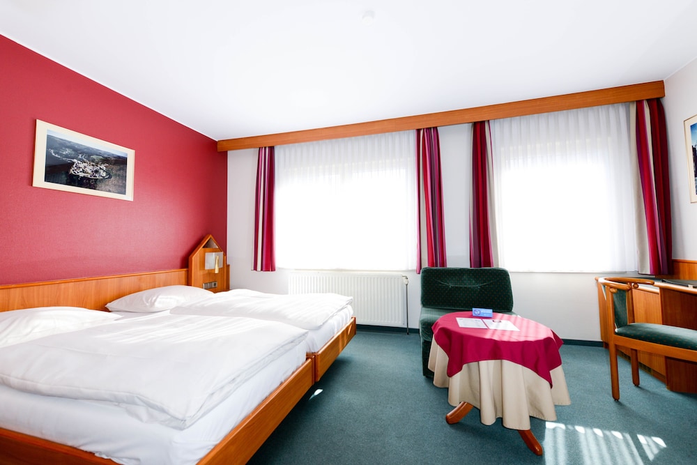 Standard Triple Room photo 1