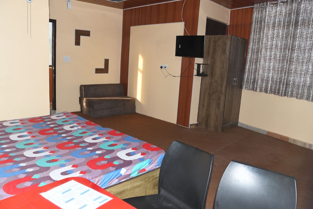 Deluxe Room - Photo 8
