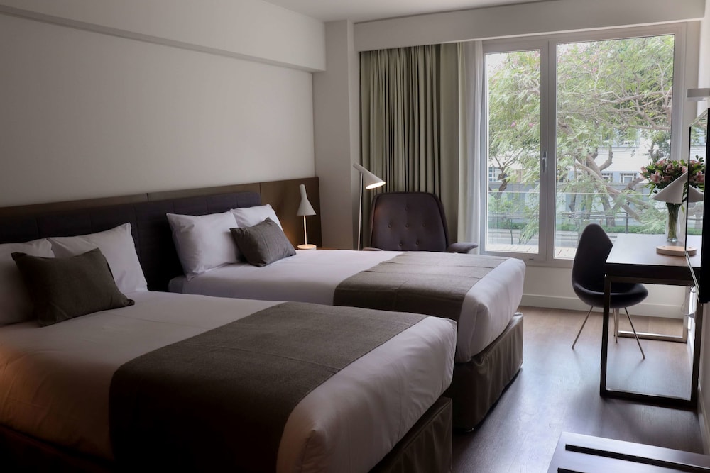 Classic Room, 2 Twin Beds, City View - Photo 2