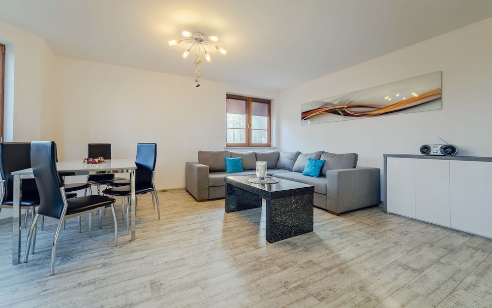 Apartment (Przemysłowa 18A/16)