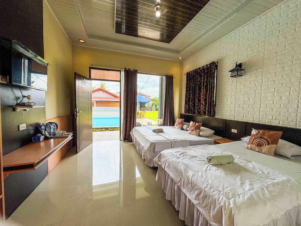 Family Triple Room, Balcony