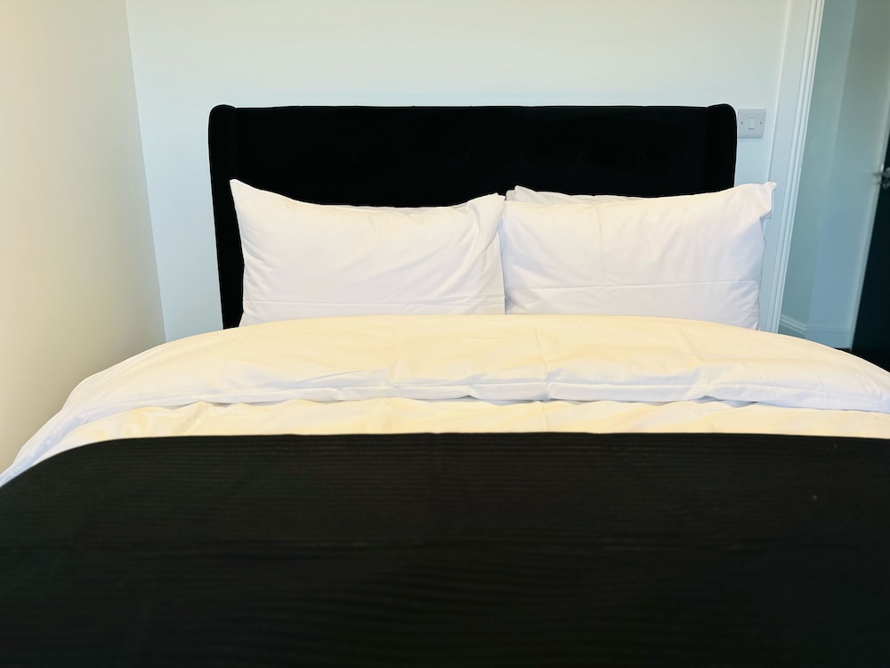 Executive Apartment, 1 King Bed, Non Smoking, Private Bathroom photo 3