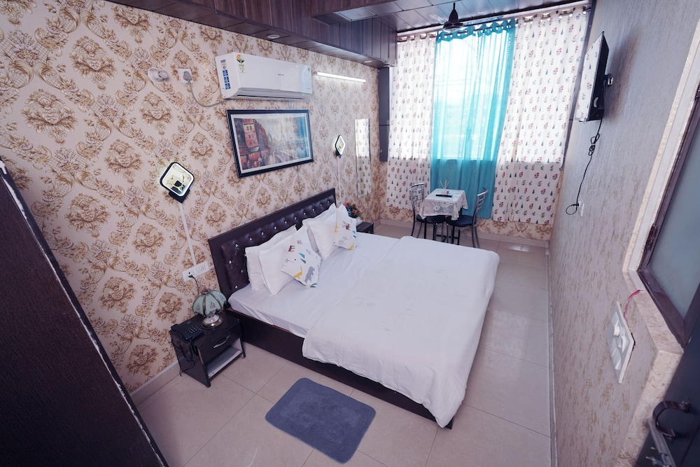 Superior Suite