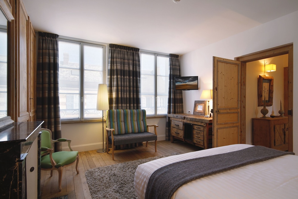 Suite - Bourgeois House (1st floor)