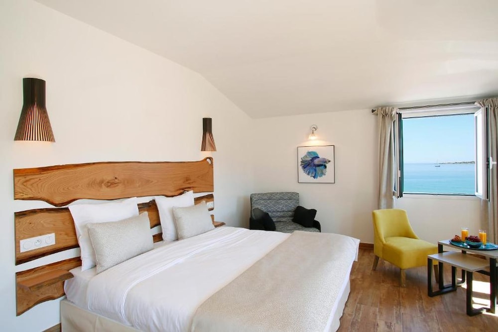 Superior Double Room, Balcony, Sea View photo 3