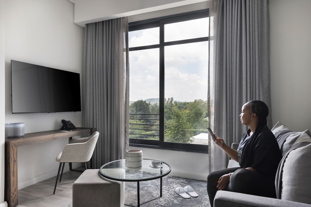 Apartment - Photo 2