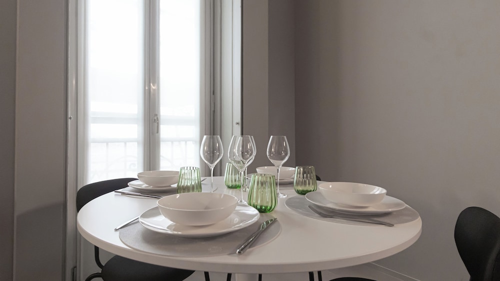 Apartment (2 Bedrooms)