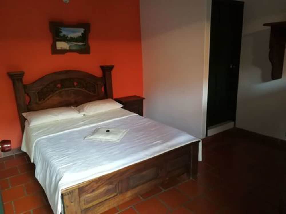 Standard Double Room, 1 Queen Bed, Non Smoking photo 1