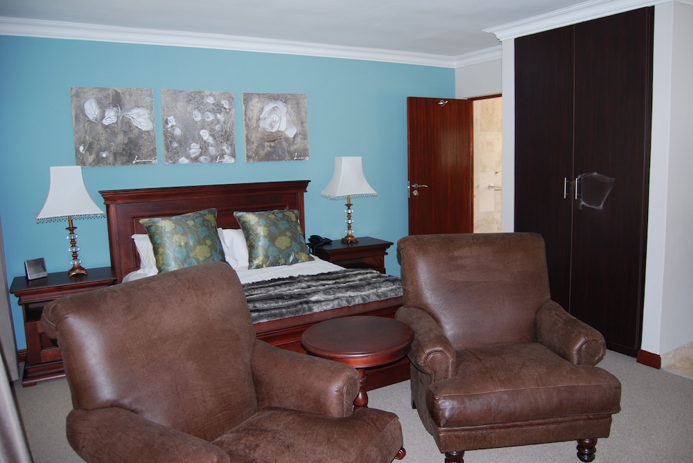 Executive Studio