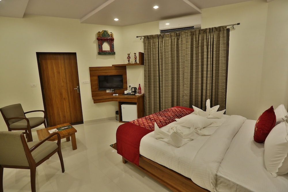 Club Room with Balcony photo 1
