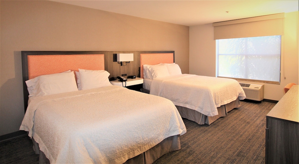 Room, Accessible, Non Smoking - Photo 1
