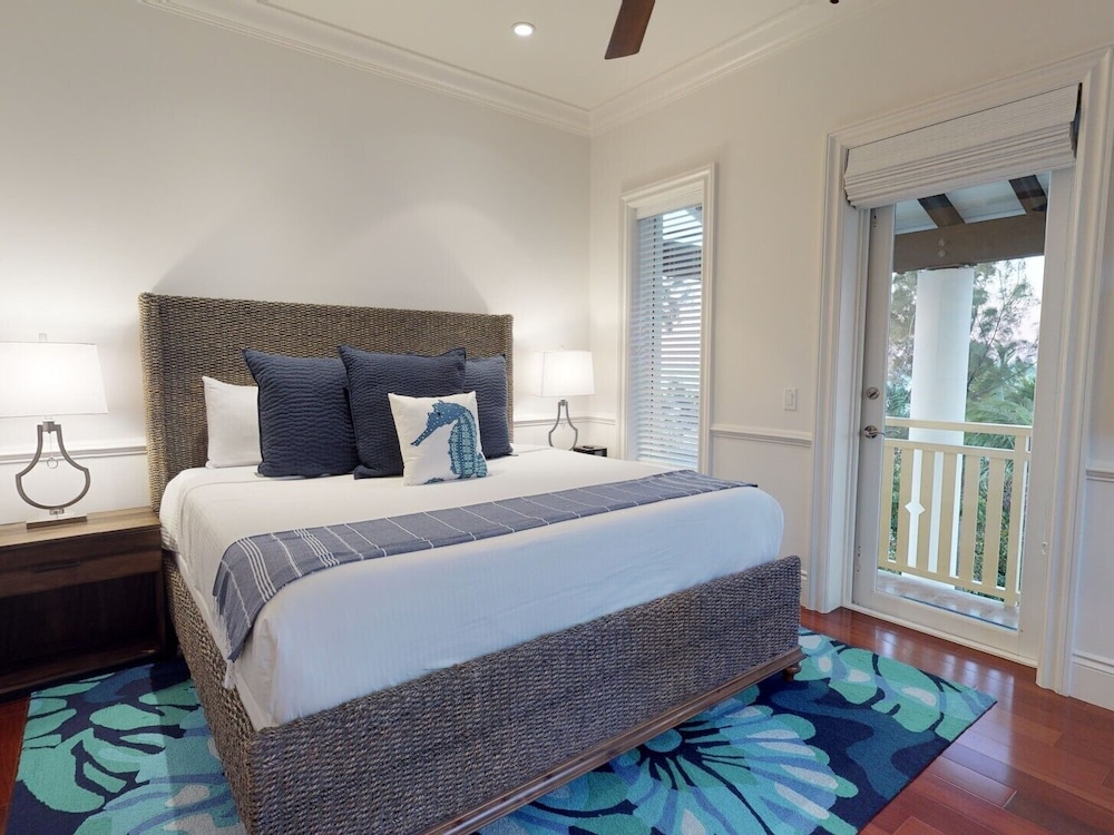 Townhome, Marina View photo 3