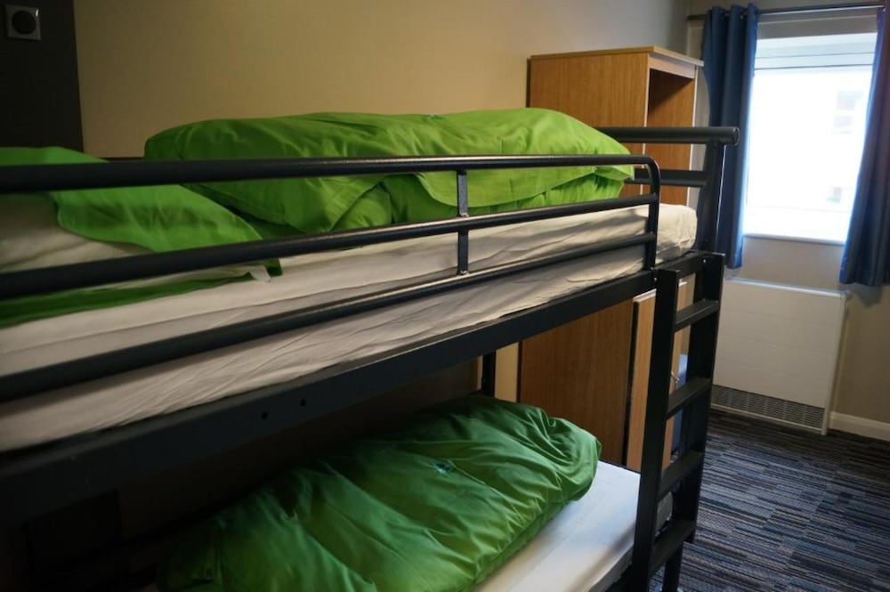 Room (3 Bed Private Including Double Bed) photo 2