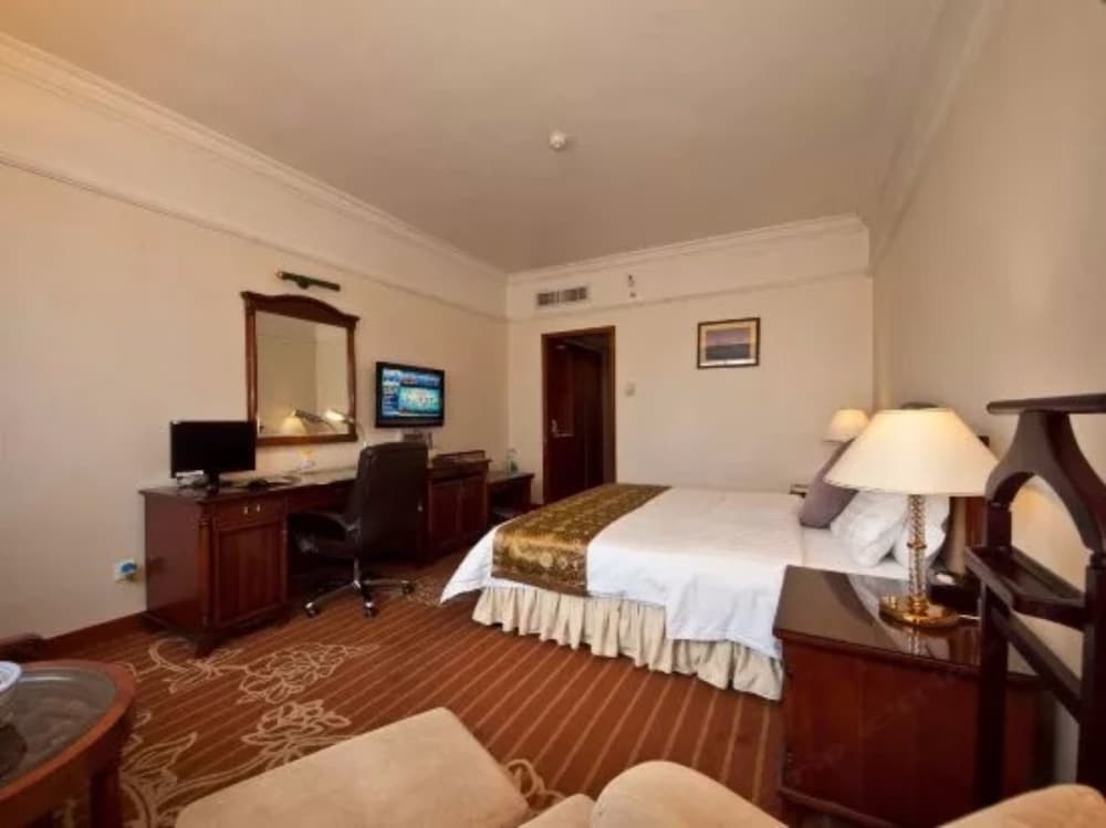 Business Double Room (Mainland Chinese Citizen Only) photo 3