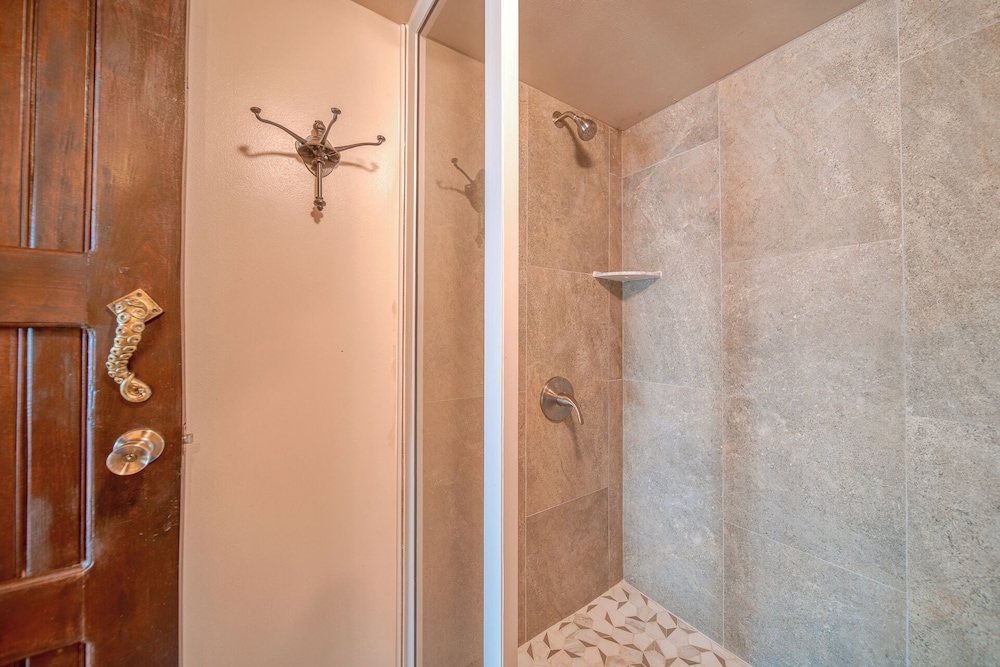 Design Condo photo 1