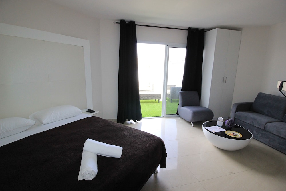 Executive Suite