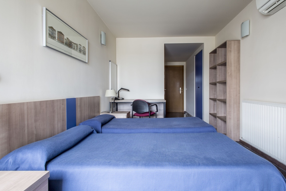 Superior Room, 2 Twin Beds photo 3