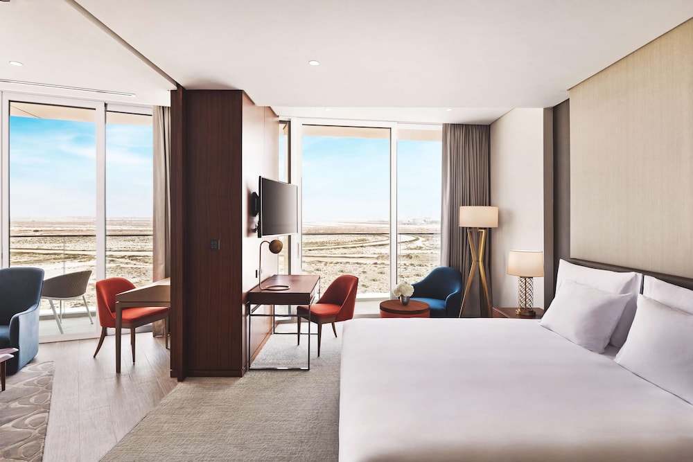 Junior Suite with Access to Three Pools & Complimentary Mall Shuttle