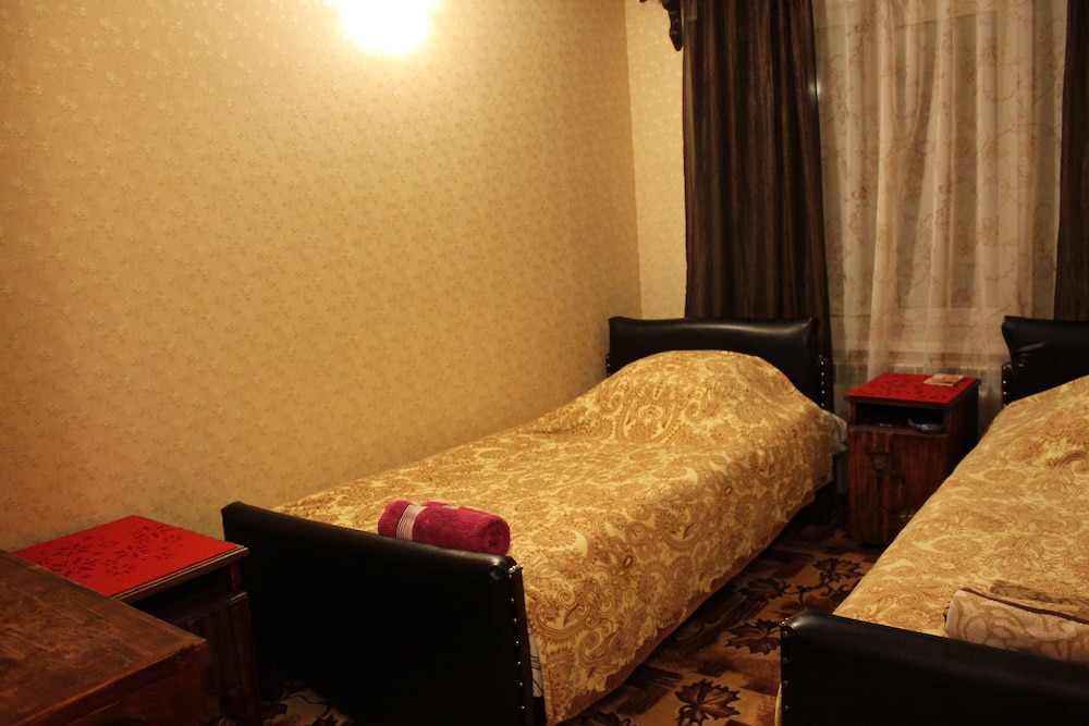 Classic Twin Room