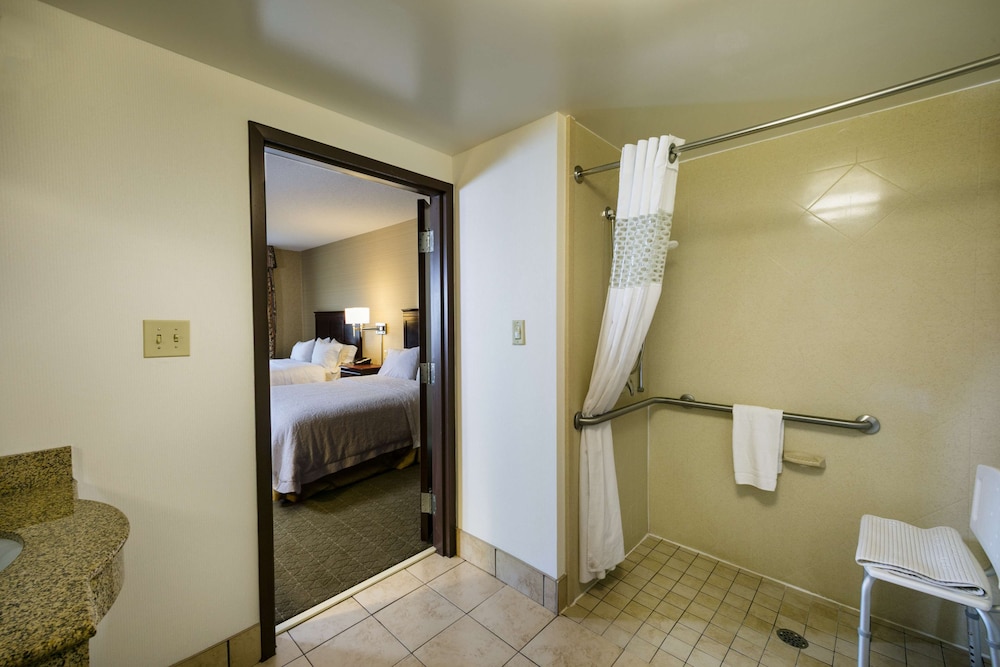 Suite, 2 Queen Beds, Accessible, Non Smoking - Photo 5