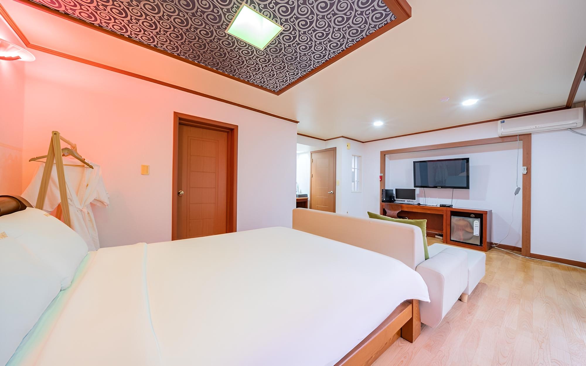 Room (Ocean View Suite room) photo 3