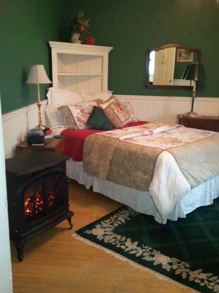 Comfort Room, 1 Queen Bed photo 2