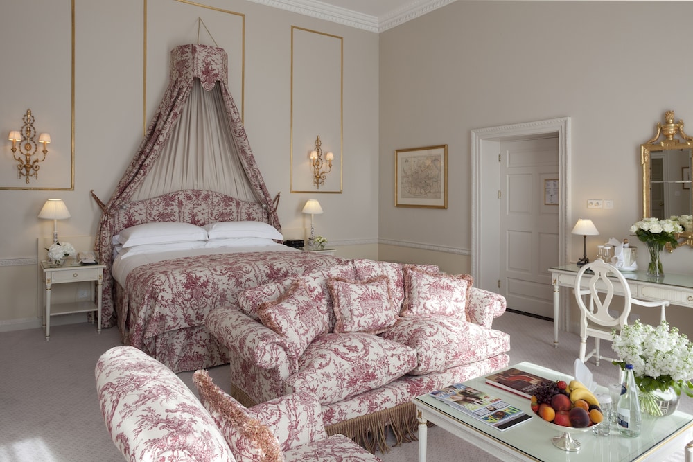 Junior Double Room