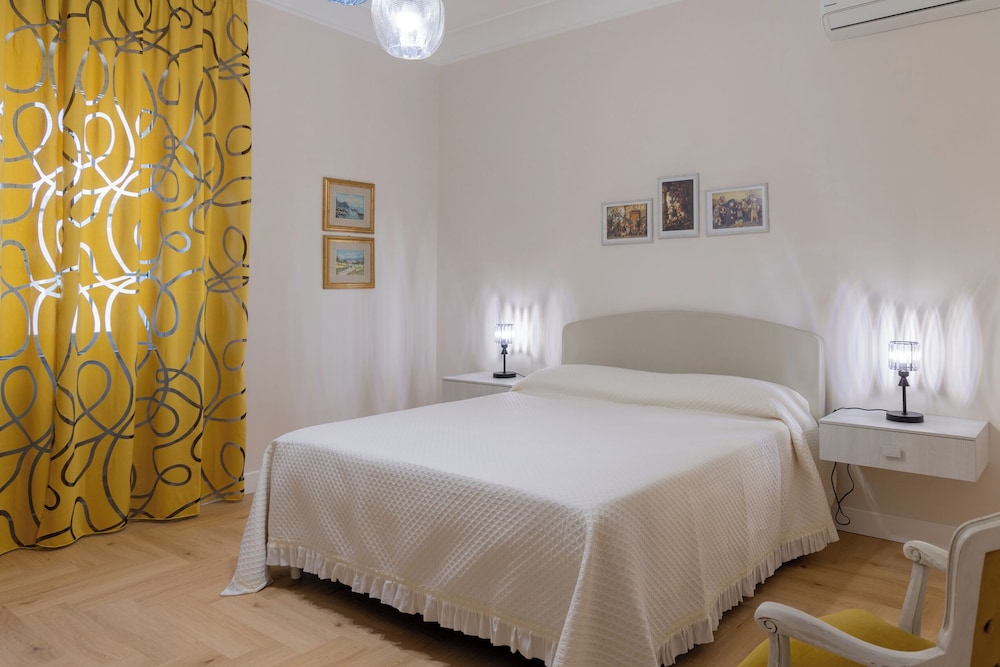 Deluxe Apartment, Balcony