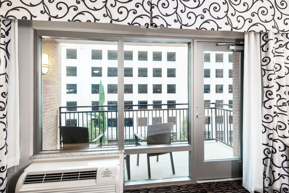 Room, 1 King Bed, Accessible, Balcony