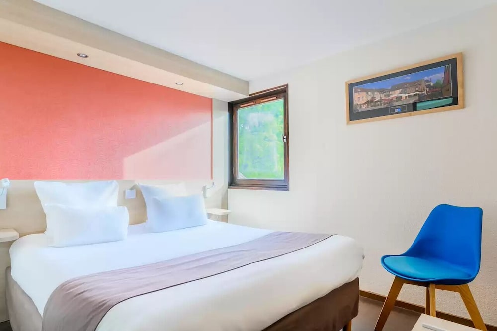 Room - Photo 7
