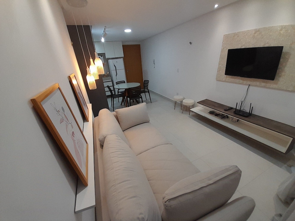Apartment photo 2