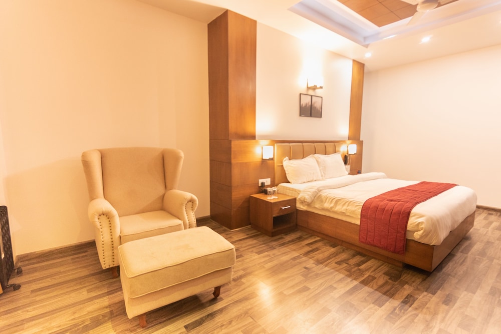 Deluxe Room - Photo 4