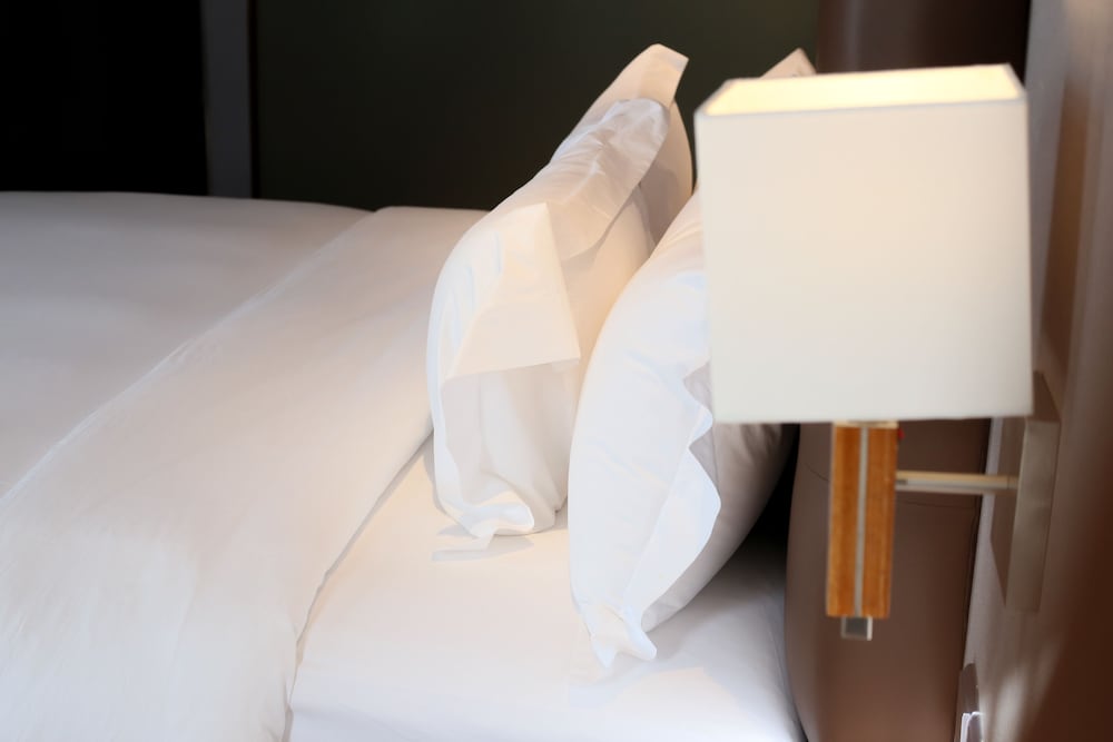 Room, 1 King Bed, City View - Photo 6