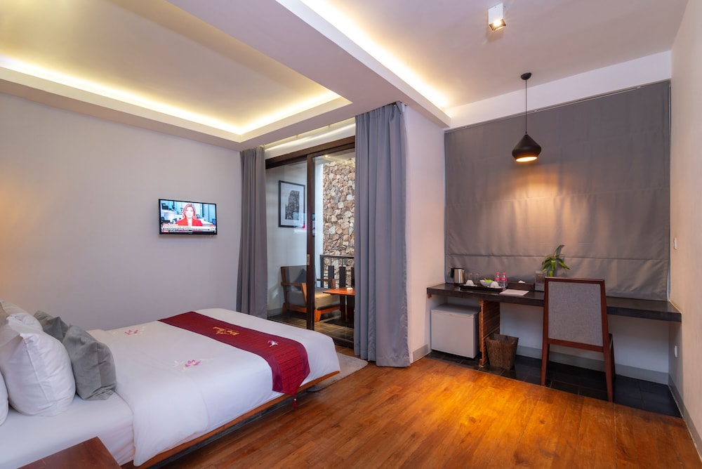 Deluxe Double Room, Balcony photo 3