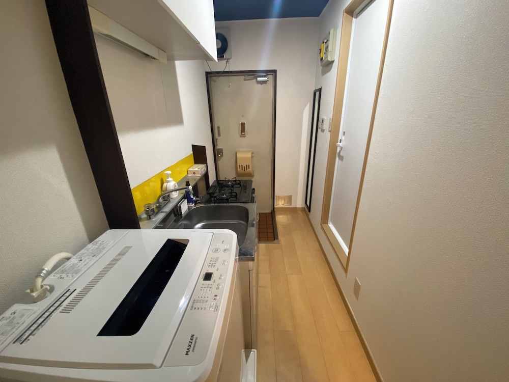 101 (2-person Accomodation), Non Smoking - Photo 3