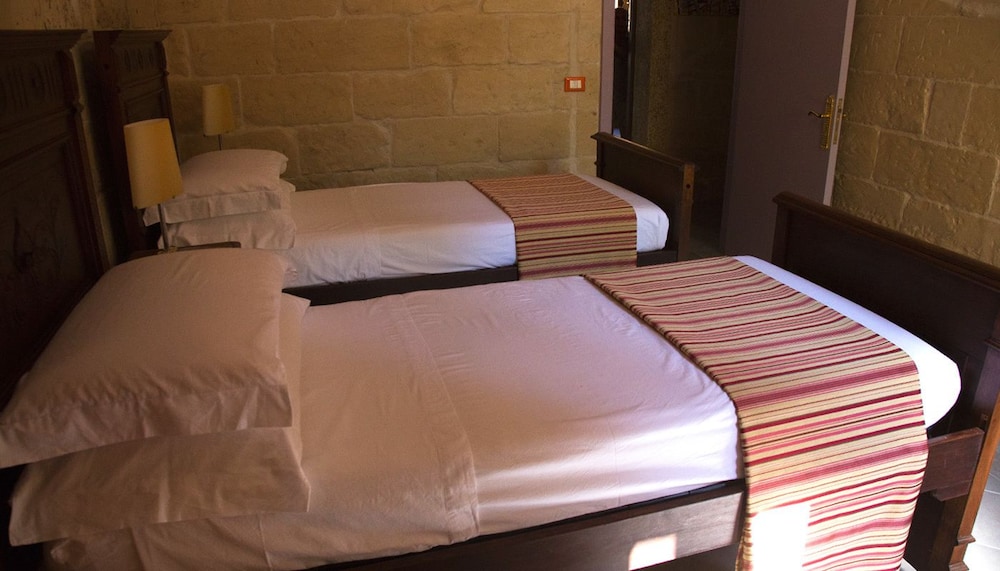 Superior Double Room, Patio, Garden View photo 2