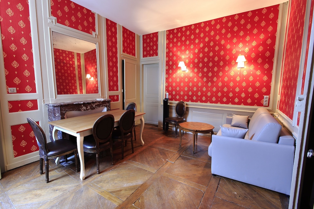 Deluxe Suite (Hugues 1er de Champagne)