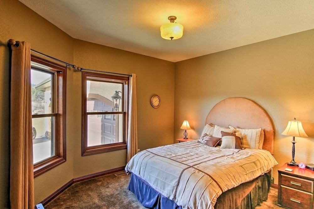 House (5 Bedrooms) photo 1